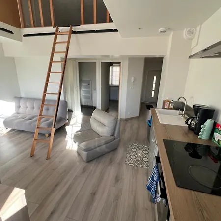 Maisonnette Montferrandaise Proche Tram - 6 Couchages - Tram - Wifi * Clermont-Ferrand