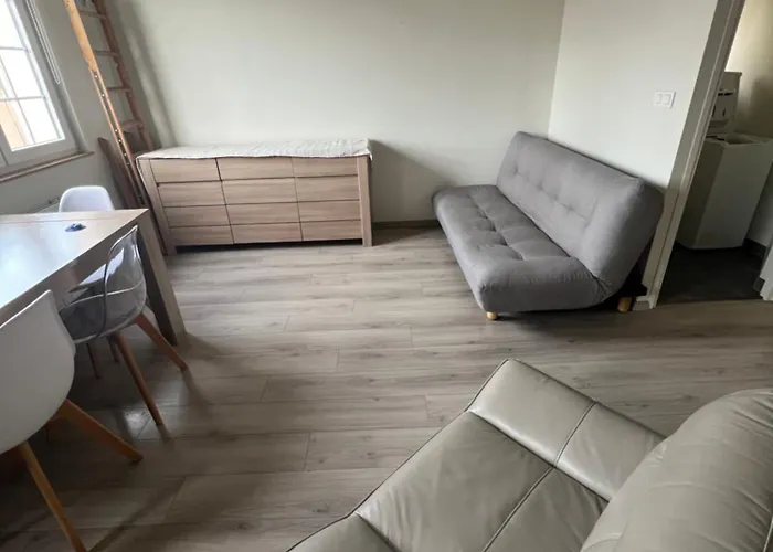 Apartment Maisonnette Montferrandaise Proche Tram - 6 Couchages - Tram - Wifi Clermont-Ferrand