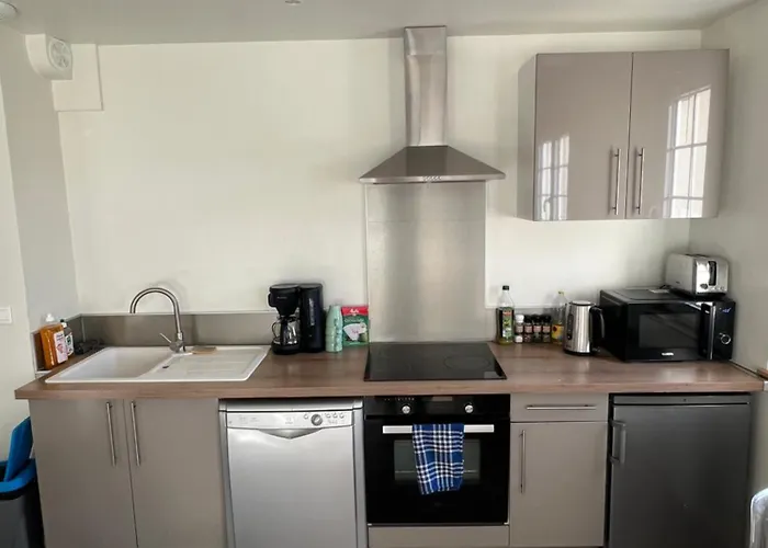 Apartment Maisonnette Montferrandaise Proche Tram - 6 Couchages - Tram - Wifi Clermont-Ferrand